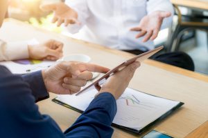 上海公司注册后,什么时候开始报税?