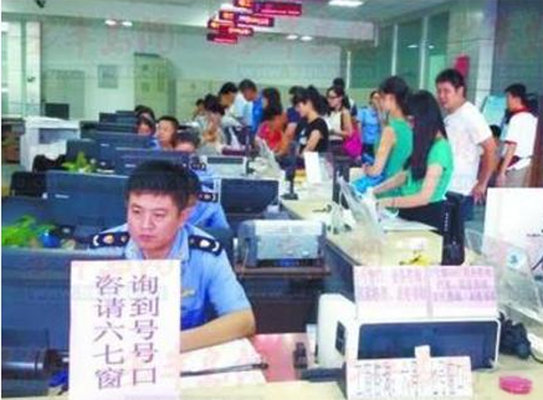 注册公司时，是自己办好，还是委托代理机构好？