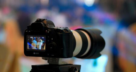 轻创巴士如何帮助影视公司青浦起名